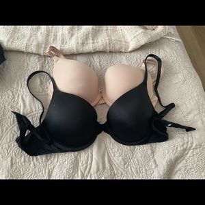 Victoria’s Secret PINK lightly lined push up bras